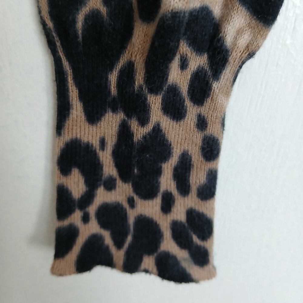 Leopard Print 100% Cotton V-Neck Abalone Button-Up Cardigan With Pockets Sz L - Picture 14 of 15